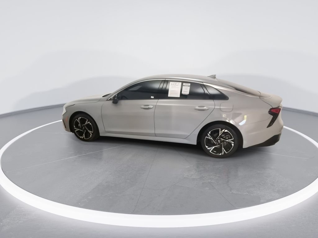 Used 2025 Gray Kia GT-Line image 7