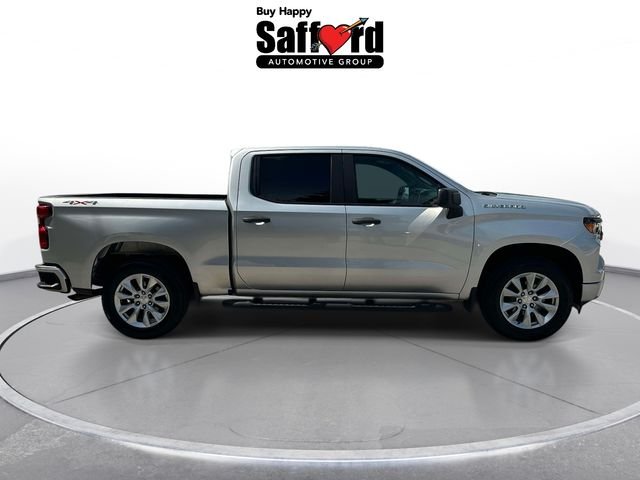 Used 2022 Silver Chevrolet Custom image 4