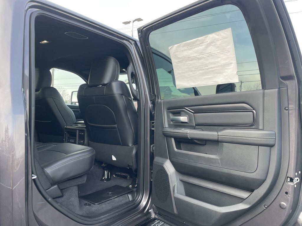 2025 RAM 2500 Rebel - Photo 36