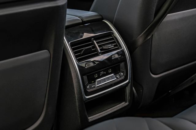 Used 2024 Gray BMW xDrive40i image 55