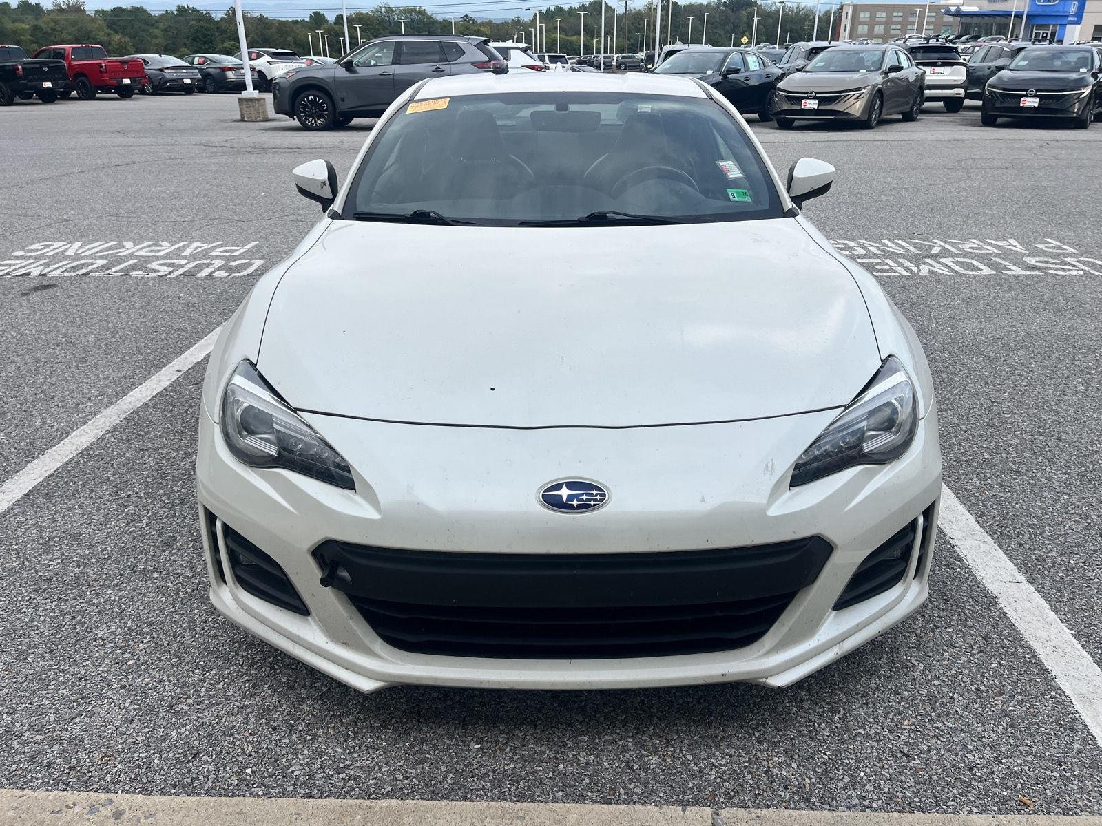 Used 2017 Crystal White Pearl Subaru Limited image 2
