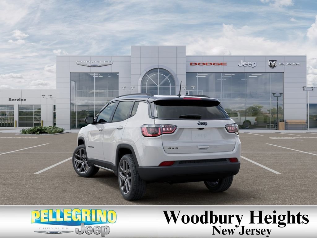 New 2025 Bright White Clear-Coat Exterior Paint Jeep Limited image 3