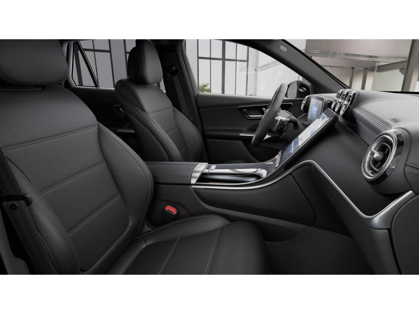 New 2027 MANUFAKTUR Moonlight White Metallic Mercedes-Benz GLC 300 image 4