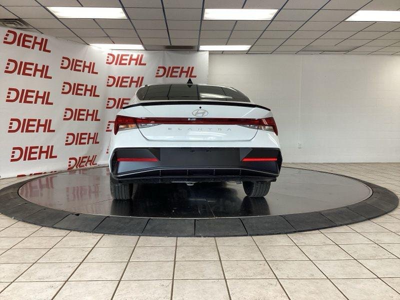 New 2026 White Hyundai SEL Sport image 6