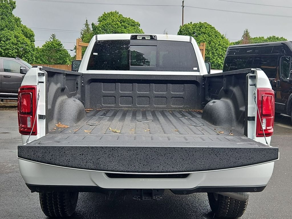 New 2026 Bright White Clear-Coat Exterior Paint RAM Laramie image 10