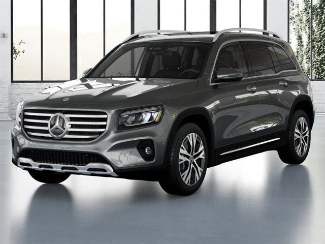 2026 Mercedes-Benz GLB GLB 250 4MATIC's photo
