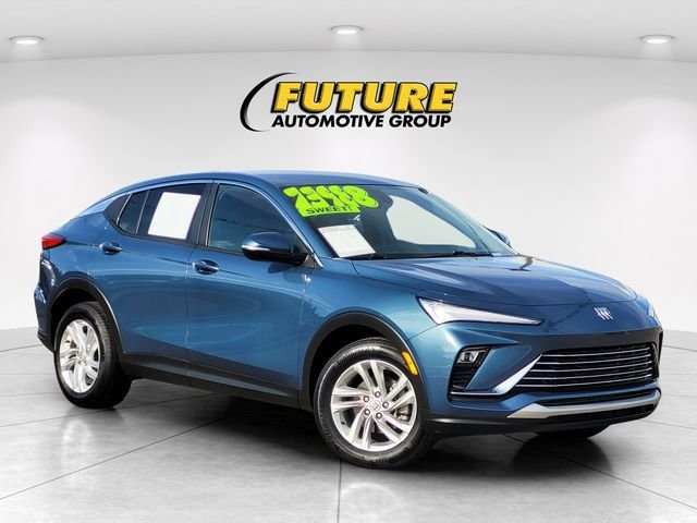 Used 2024 Blue Buick Preferred image 1