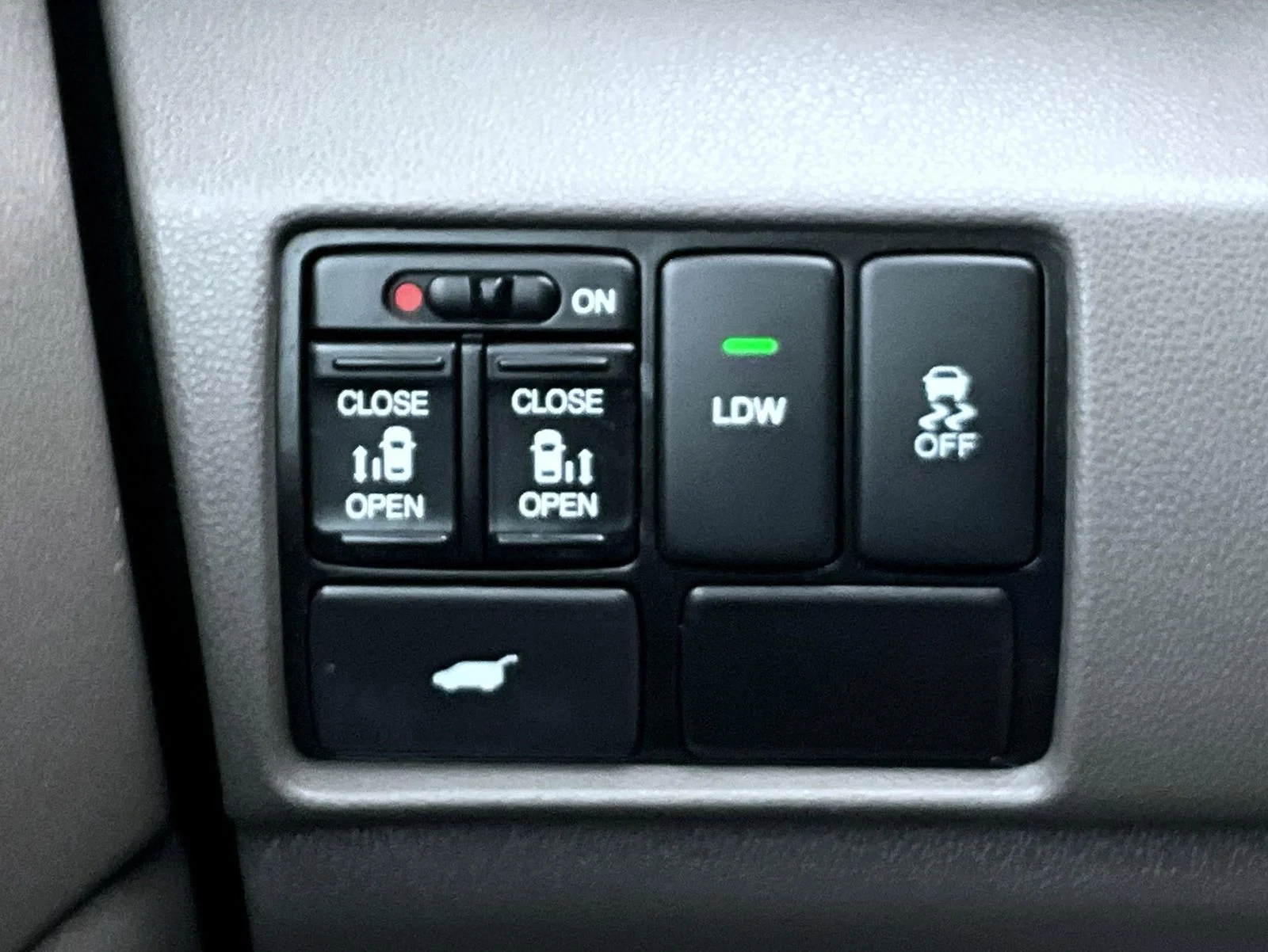 Used 2014 White Honda EX-L image 18