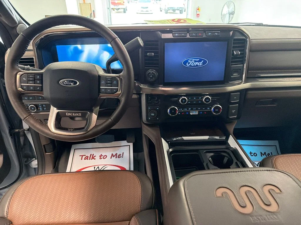 Used 2024 Gray Ford King Ranch image 17
