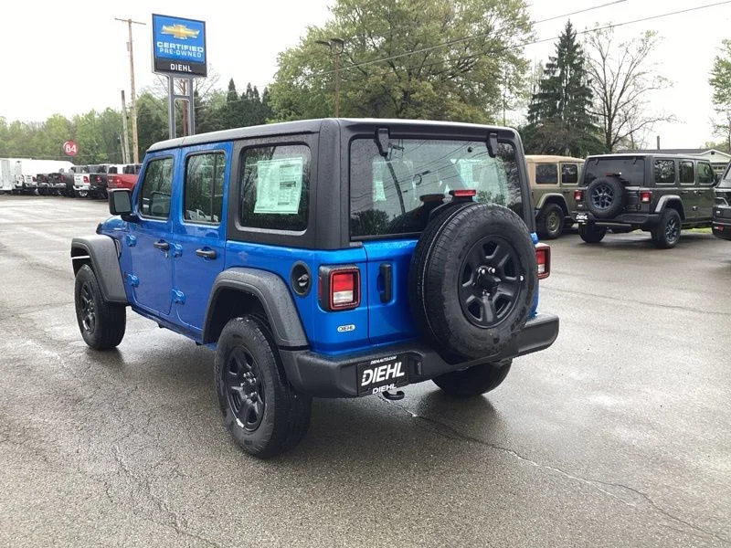New 2026 Hydro Blue Pearl-Coat Exterior Paint Jeep Sport image 5