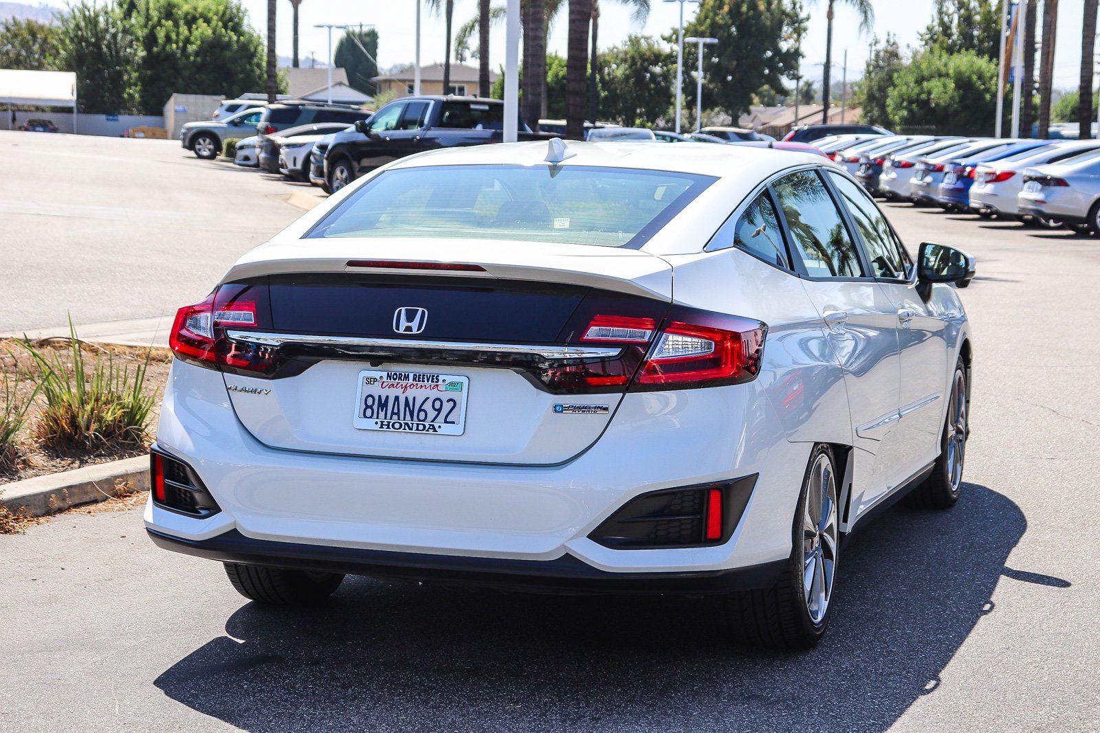 Used 2019 Platinum White Honda Base image 11