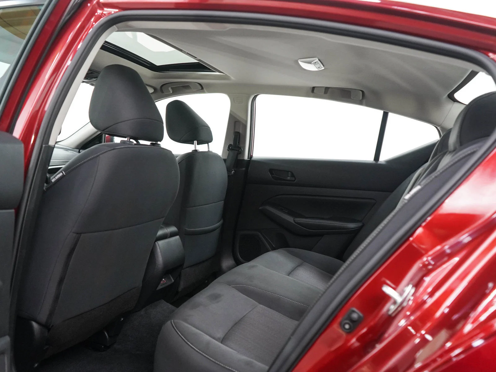 Used 2024 Scarlet Ember Nissan 2.5 SV image 17