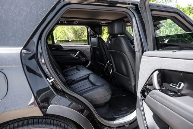New 2026  Land Rover Dynamic SE image 44