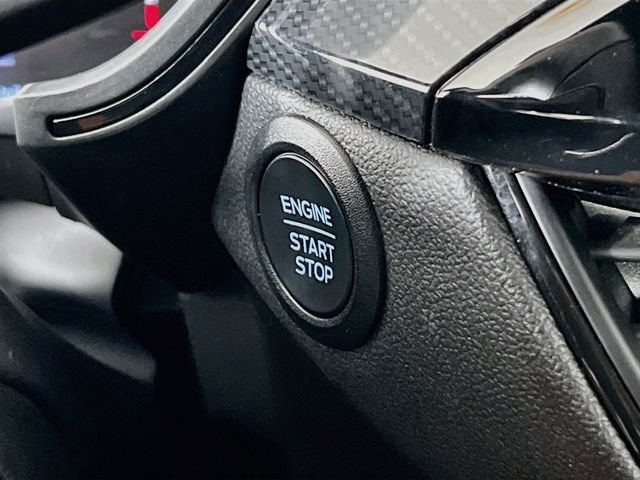 2025 Ford Escape ST-Line - Photo 16