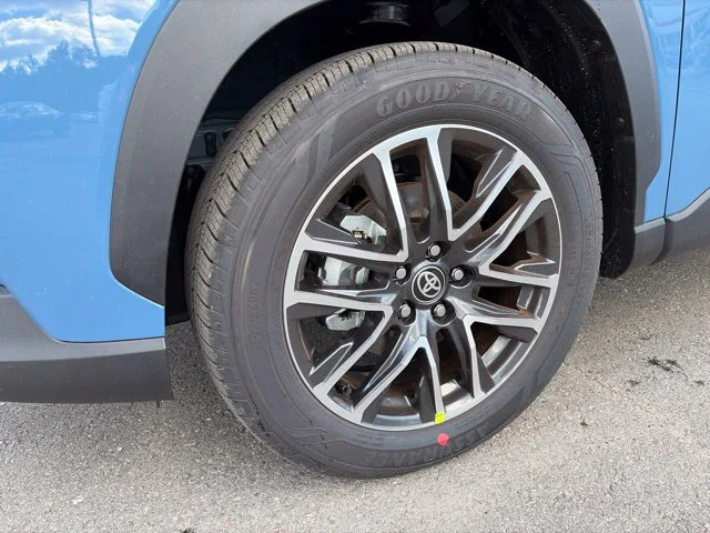 New 2026 Cavalry Blue Toyota XLE image 3