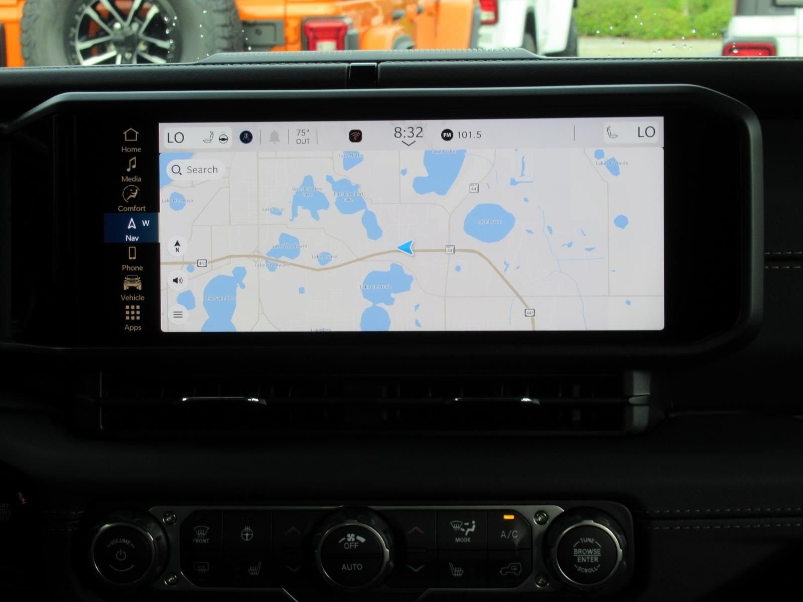 New 2026 Reign Exterior Paint Jeep Sahara image 15