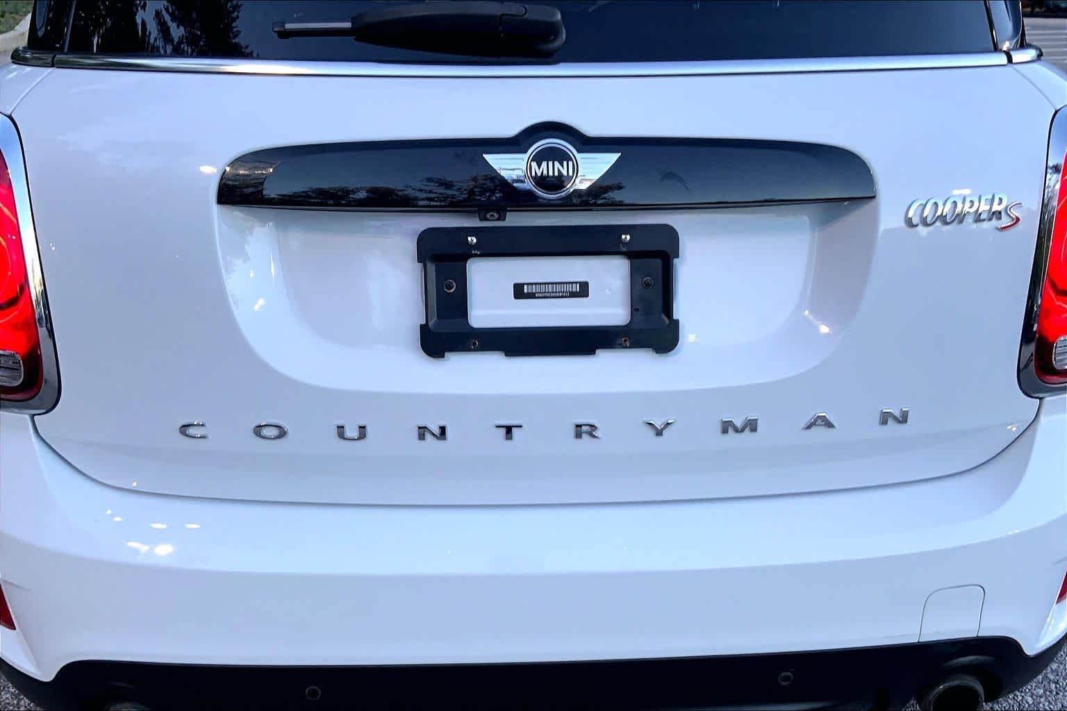 Used 2017 Light White MINI Cooper S image 30