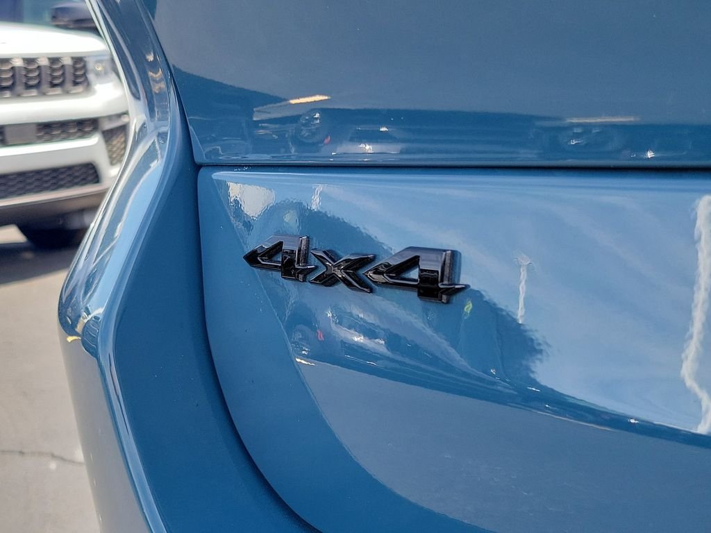 New 2026 Steel Blue Exterior Paint Jeep Summit image 8