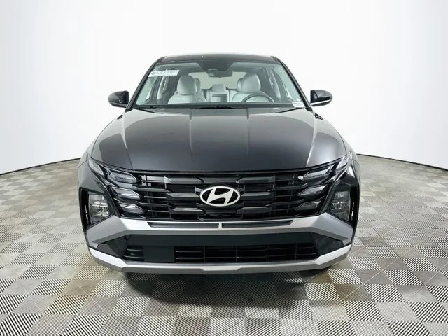New 2026 Hyundai TUCSON SE