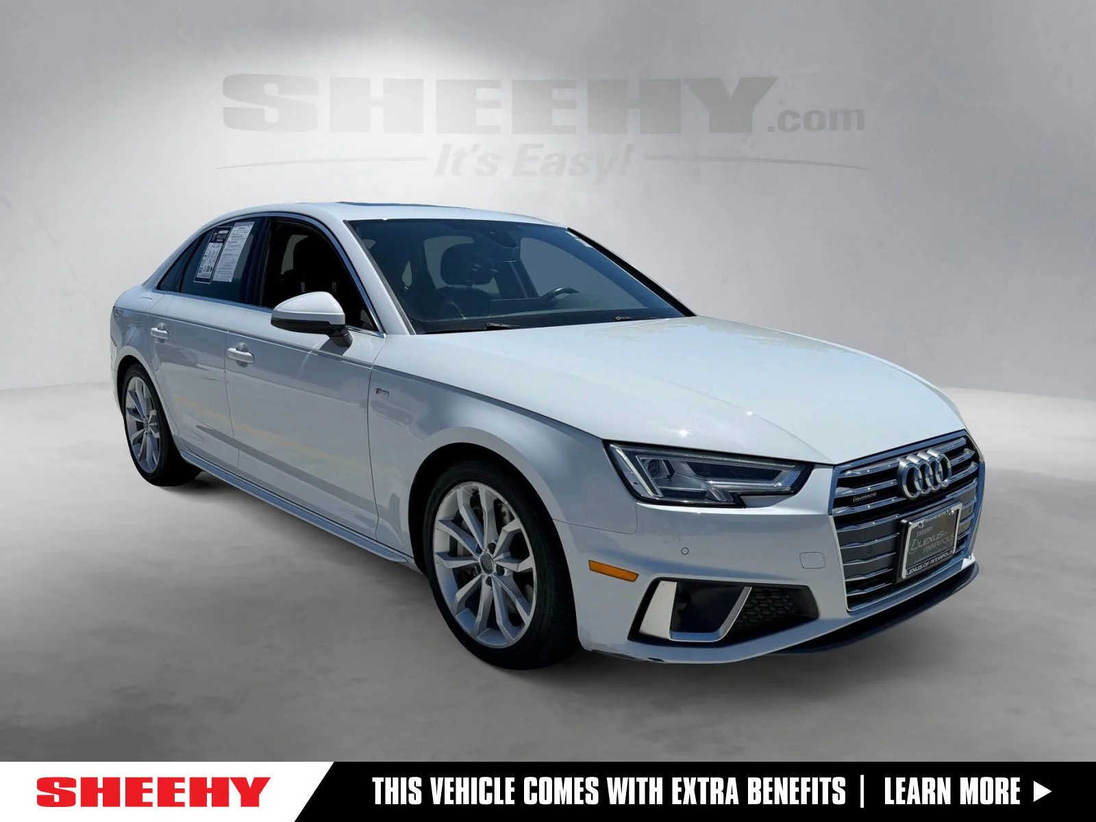 2019 Audi A4 2.0T quattro S tronic Premium Plus's photo