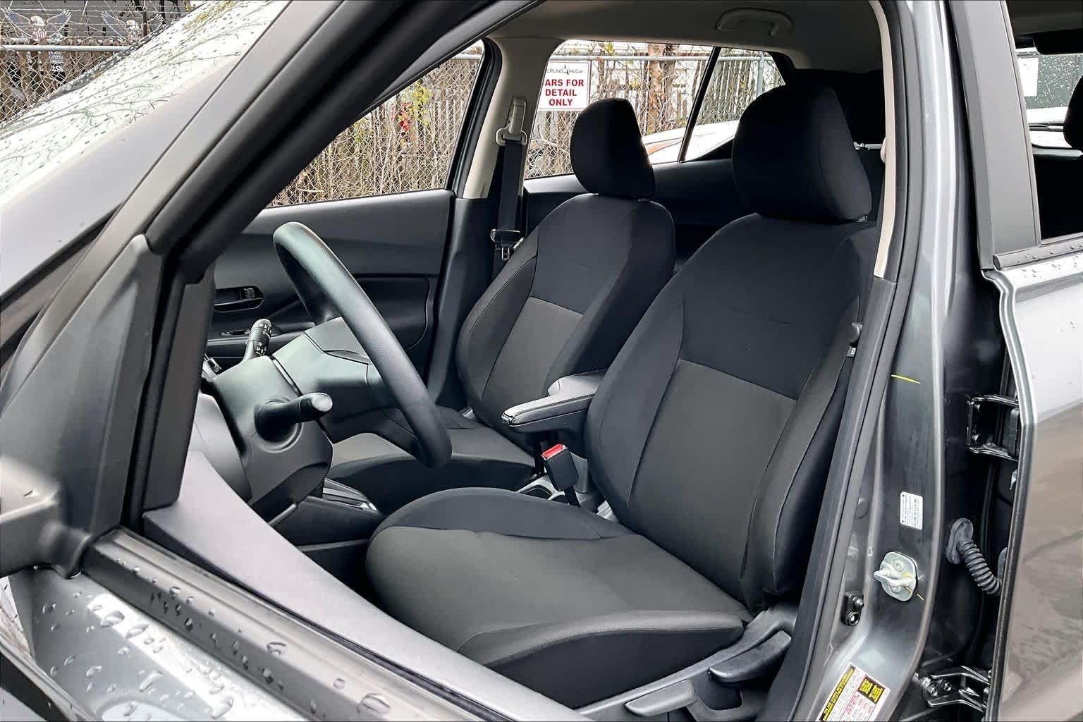 Used 2025 Gun Metallic Nissan S image 8