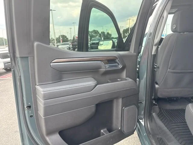 Used 2025 Gray Chevrolet LT image 15