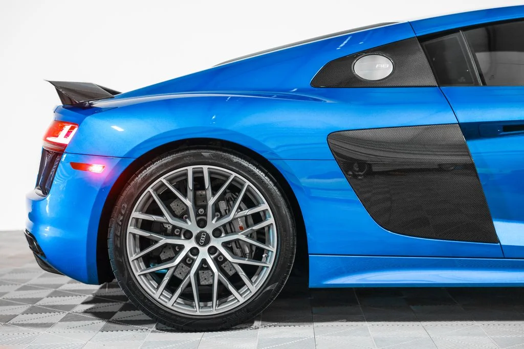 Used 2017 Blue Audi 5.2 Plus image 2