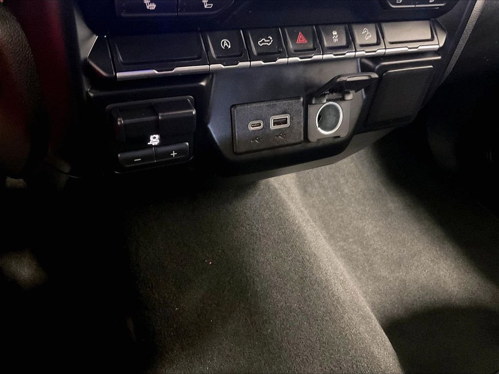 Used 2020 Gray Chevrolet RST image 26
