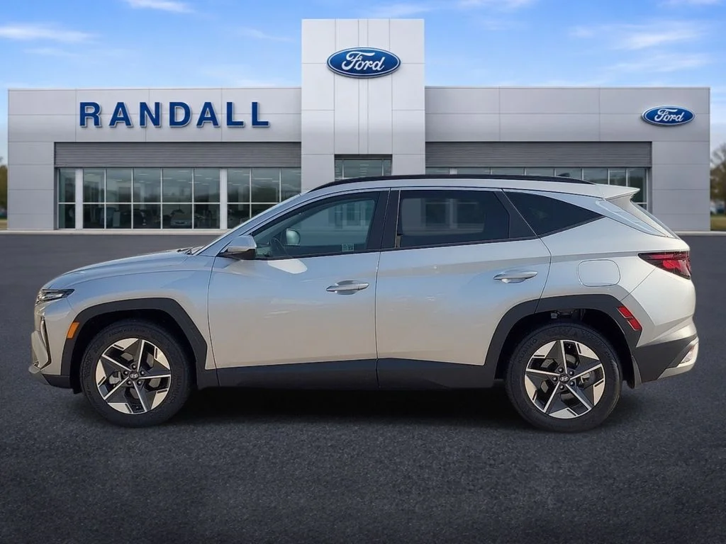 Used 2025 Shimmering Silver Hyundai SEL image 3