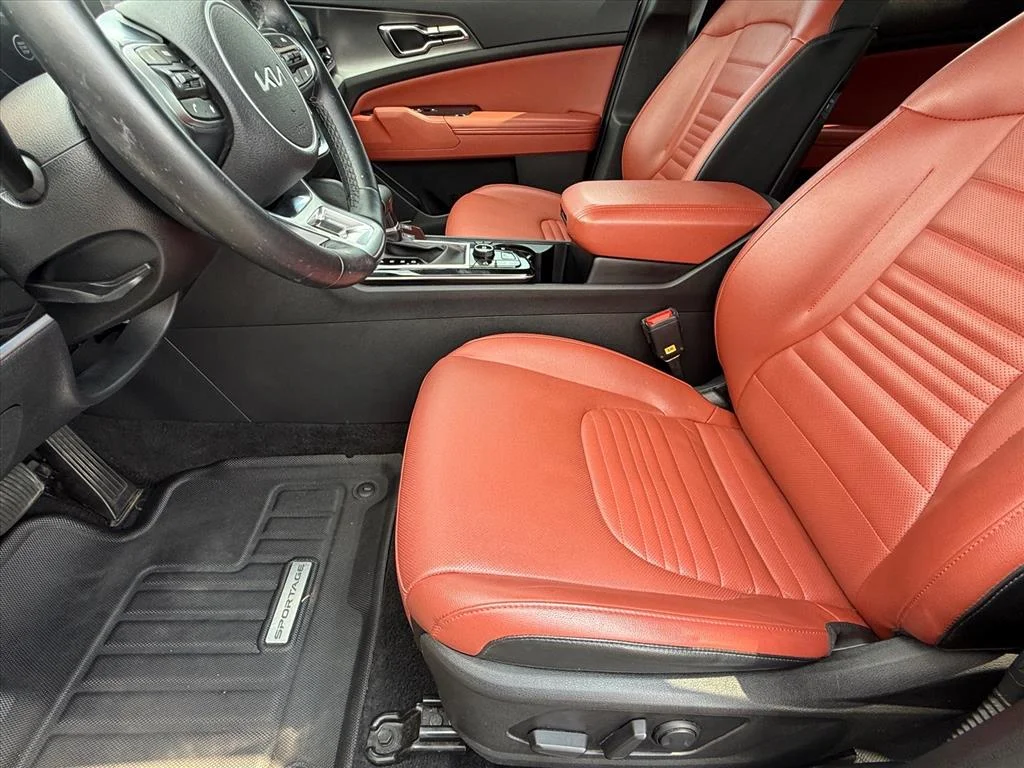 Used 2024 Wolf Gray C7s Kia SX-Prestige image 13