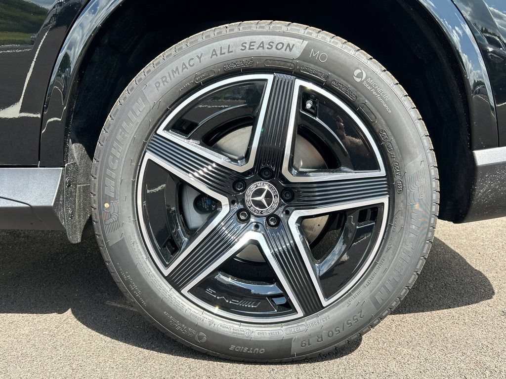 New 2027 Black Mercedes-Benz GLC 300 image 69