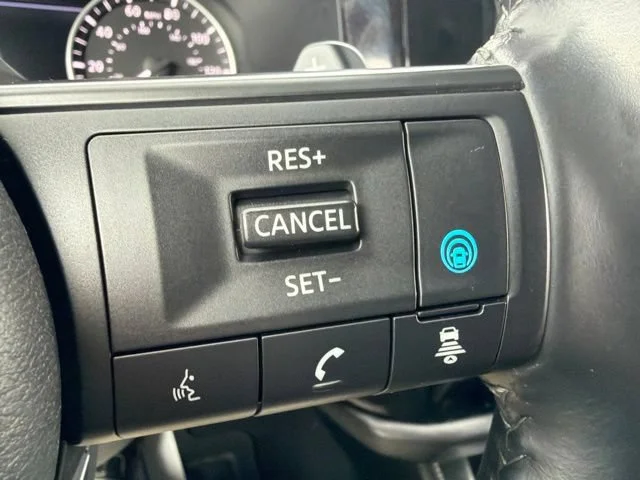 Used 2025 Gray Nissan SV image 34