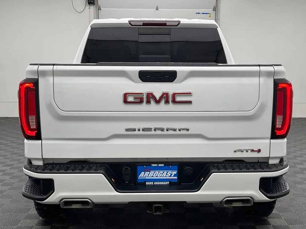 Used 2022 Summit White GMC AT4 image 9
