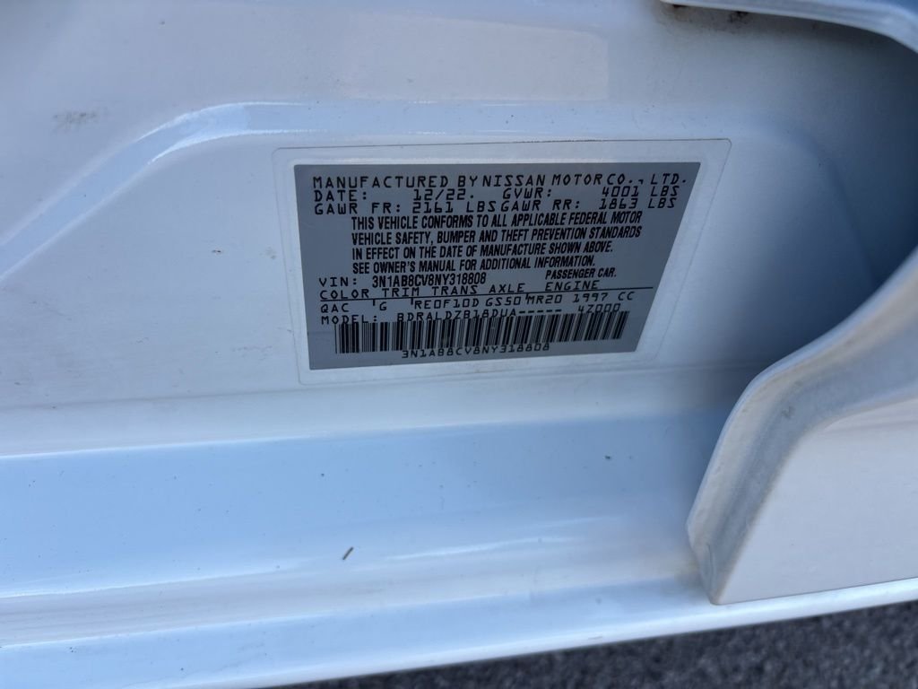 Used 2022 White Nissan SV image 41