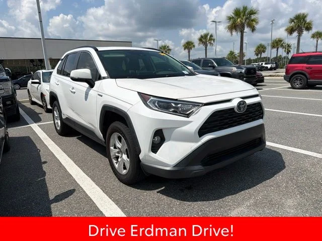 2020 Toyota RAV4 Hybrid XLE AWD photo
