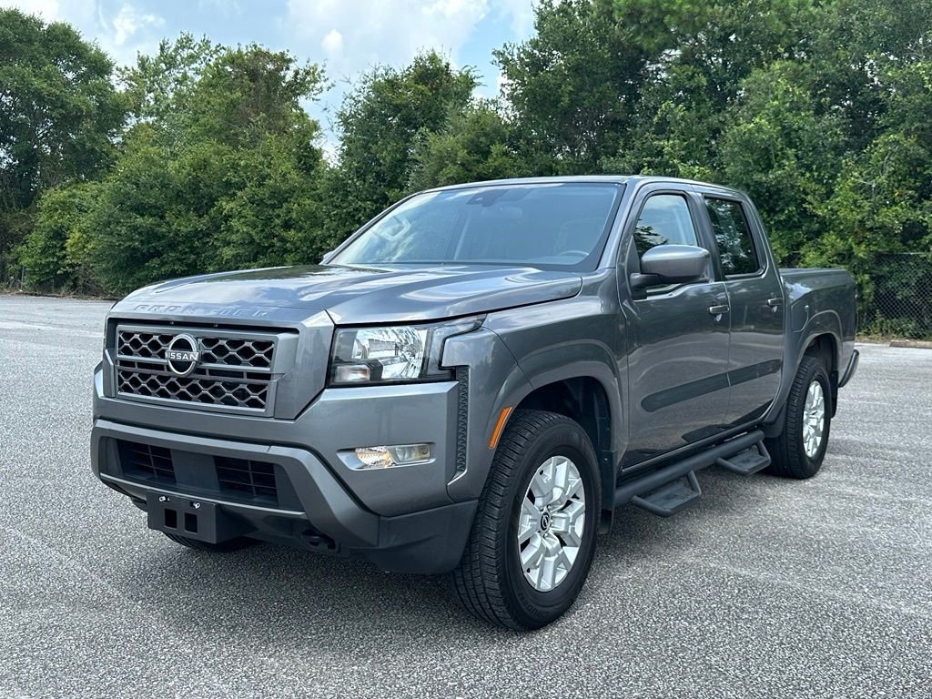 Used 2022 Gray Nissan SV image 1