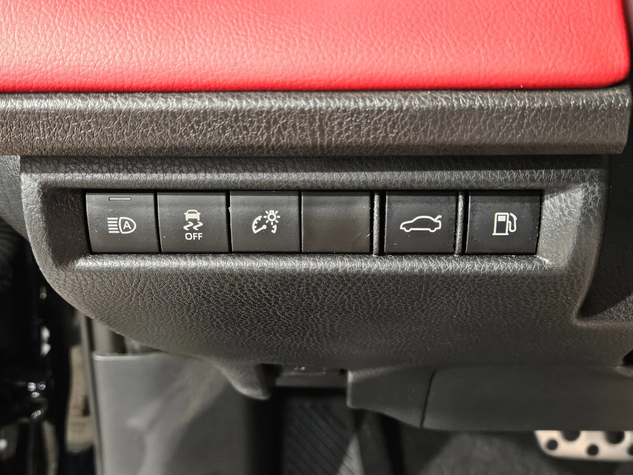 Used 2025 MIDNIGHT BLACK Toyota SE image 25