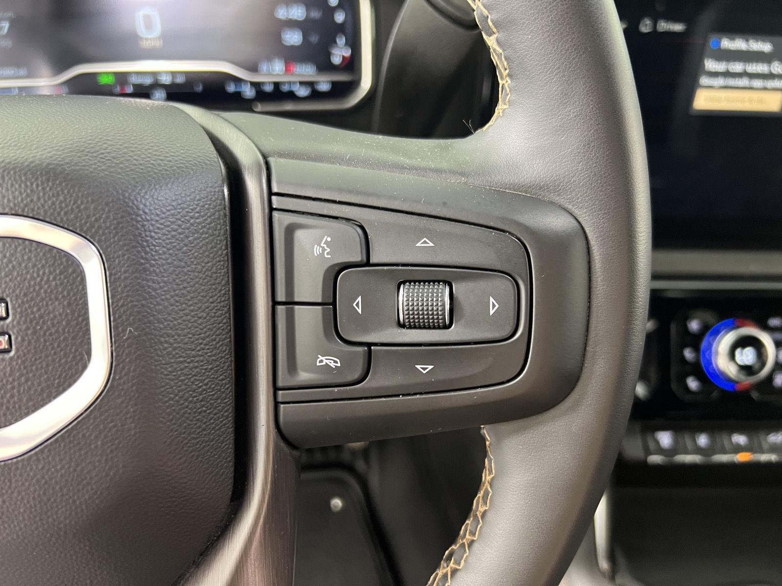 Used 2025 Sterling Metallic GMC AT4 image 16