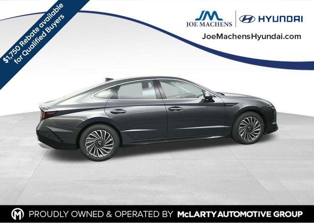 New 2026 Gray Hyundai SEL image 9