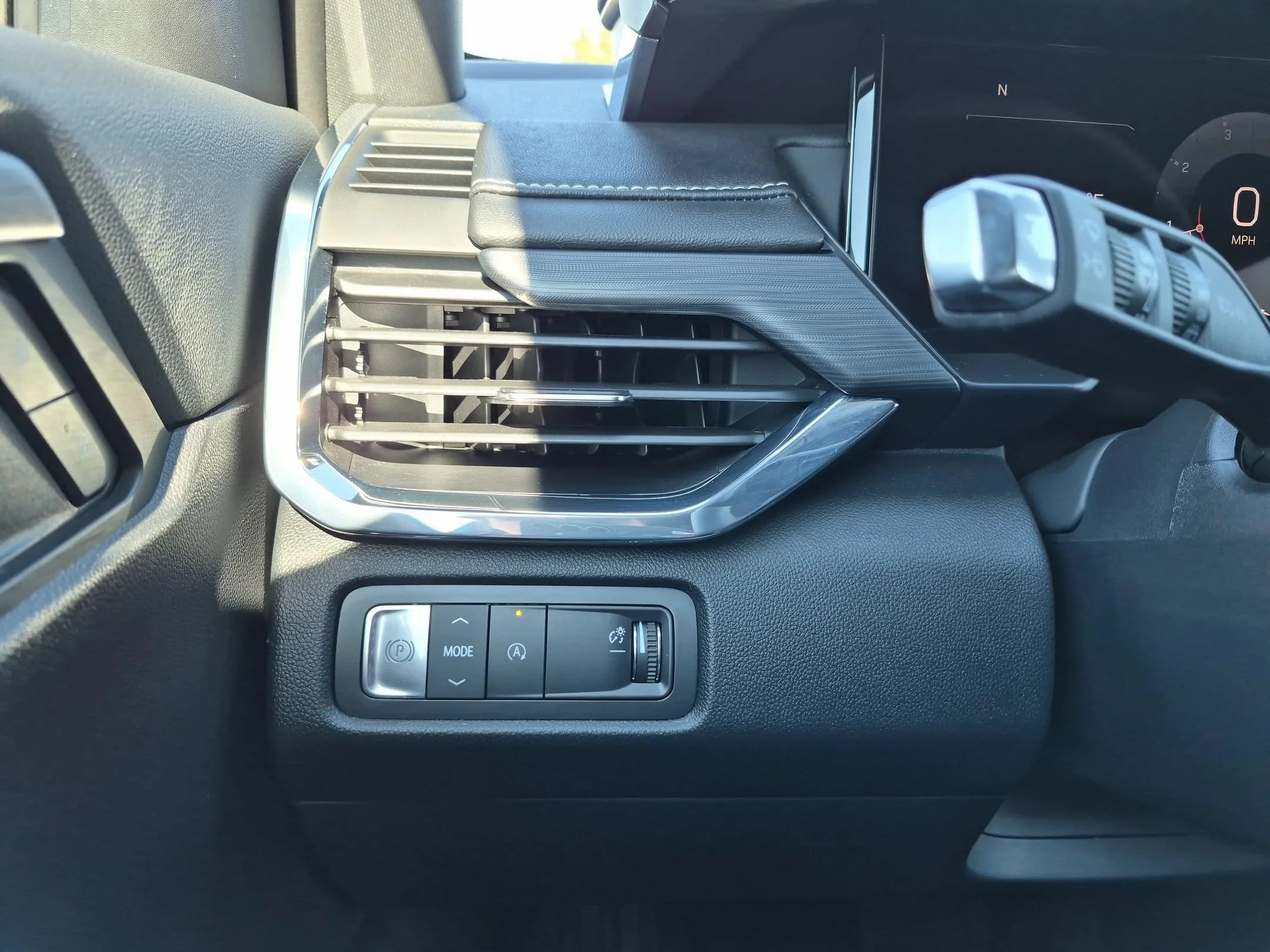 Used 2026 Ebony Twilight Metallic GMC FWD Elevation image 18