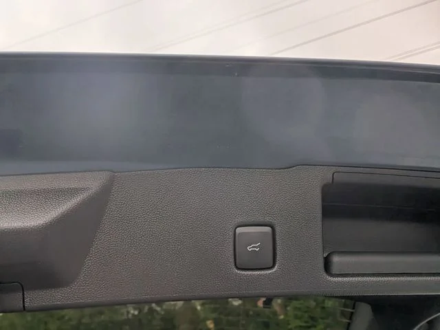 Used 2025 Blue Ford Base image 32