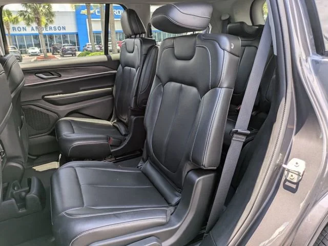 Used 2023 Gray Jeep Limited image 14
