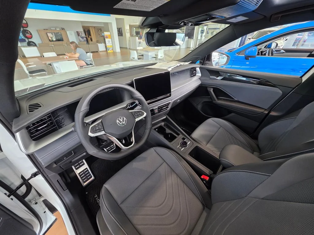 2026 Volkswagen Tiguan SE R-LINE BLACK - Photo 27