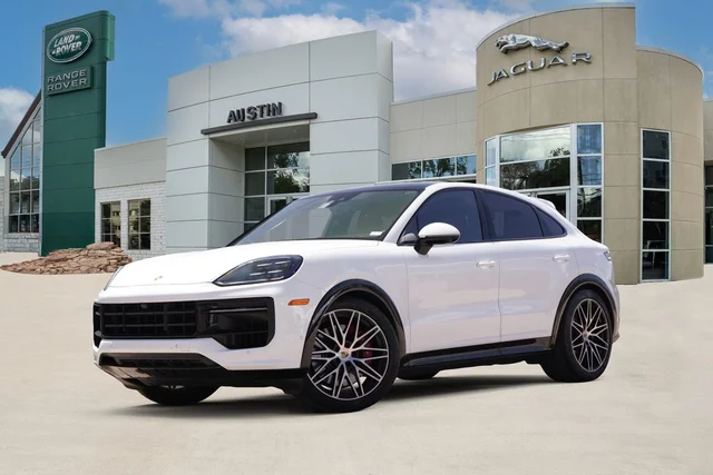 2025 Porsche Cayenne Coupe GTS