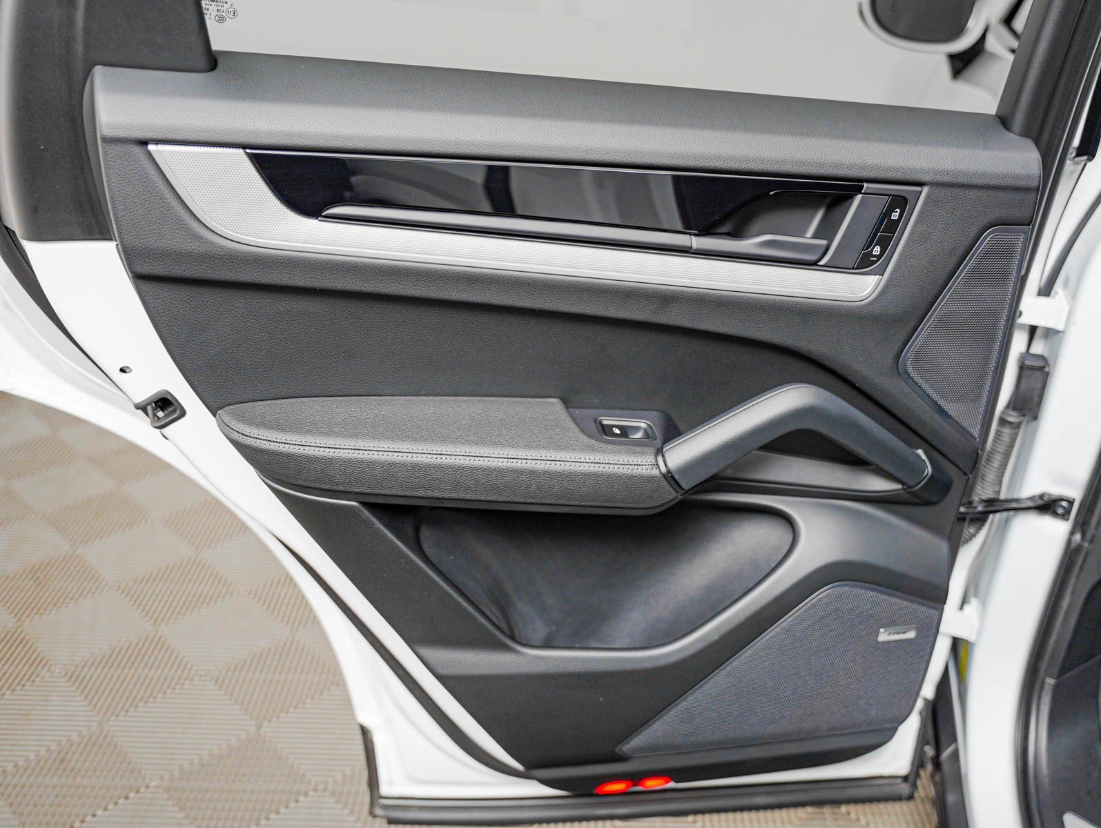 Certified Used 2024 CARRARA WHITE Porsche  image 26
