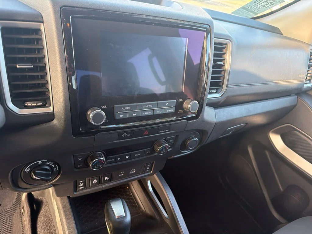 Used 2024 Glacier White Nissan SV image 11