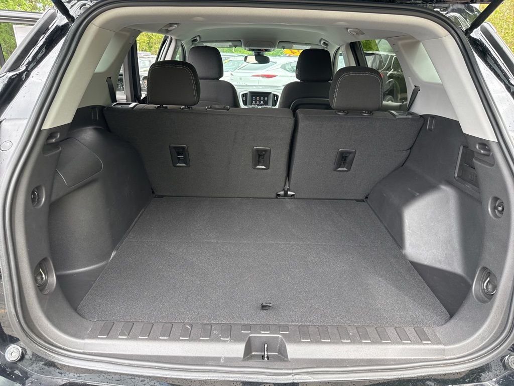 Used 2024 Black GMC SLE image 14