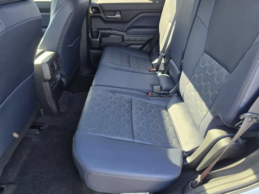2026 Toyota 4Runner Platinum - Photo 32