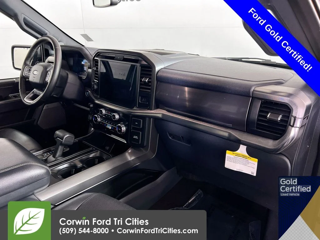 Certified Used 2025 Iconic Silver Metallic Ford Lariat image 30