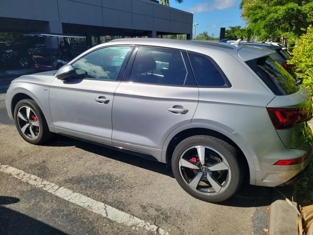 Used 2024  Audi 45 S line Premium image 3